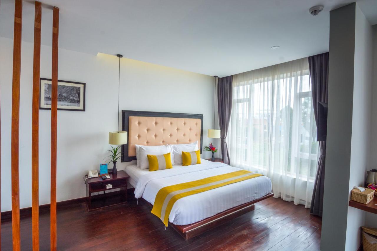 Naga Gate Boutique Hotel Siem Reap Buitenkant foto